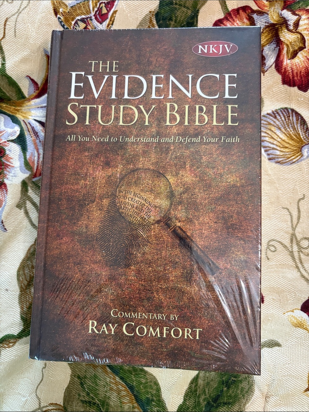 NWT. NKJV The Evidence Study Bible by Ray Comfort - Brown Cover